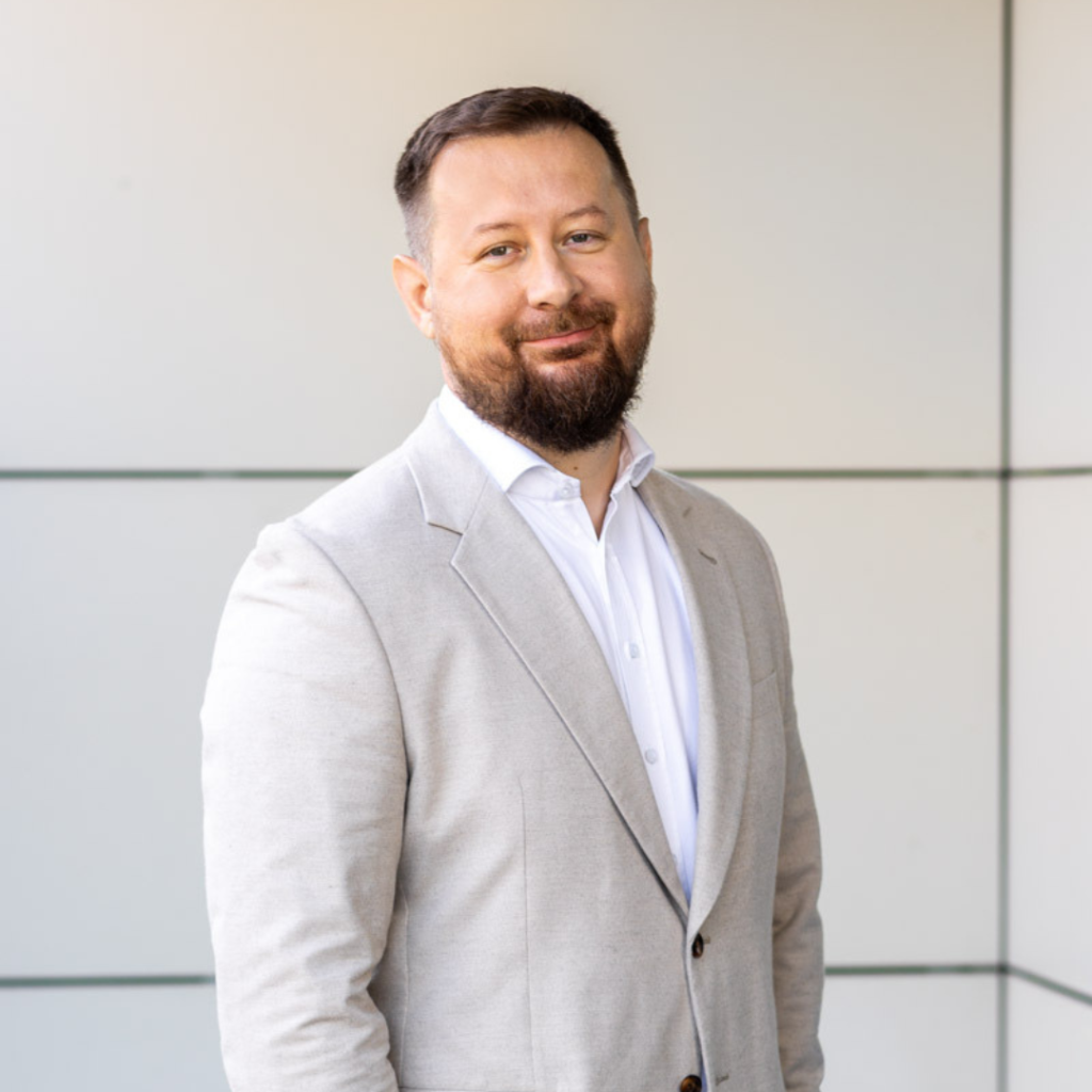 Piotr Biernacki CFA